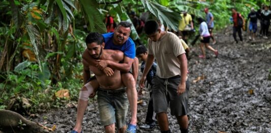 Panamá estudia efecto del paso de migrantes por la selva de Darién