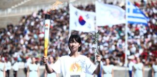 Atenas da inicio al viaje de la llama olímpica hacia Gangwon 2024