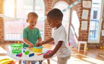 Estudio de la OIT revela impacto económico positivo de la atención infantil