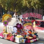 Un vistazo a las carrozas que participarán en el Desfile de las Rosas 2024