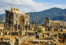 La UNESCO redefine la conservación del patrimonio mundial en la conferencia de Nápoles