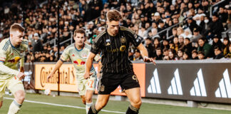 Denis Bouanga brilla en el empate tardío de LAFC contra New York