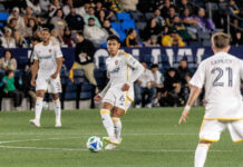 LA Galaxy corta su racha invicta con derrota ante Orlando, pero avanza en la Concacaf