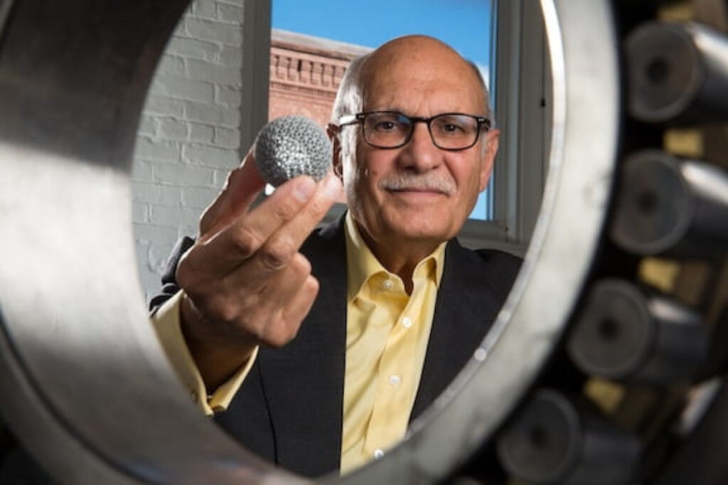 Pratt & Whitney y UC Irvine establecen un centro de excelencia en ciencia de materiales para motores a reacción