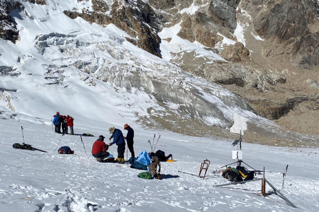 Glaciares en peligro lo que Huayna Potosí nos enseña sobre el cambio climático