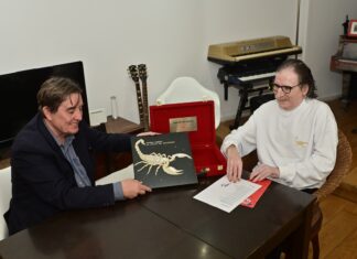 Charly García entrega su legado al Instituto Cervantes con una ofrenda cargada de historia y música