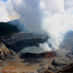 El volcán Poás un laboratorio natural en Costa Rica que podría explicar la vida en Marte