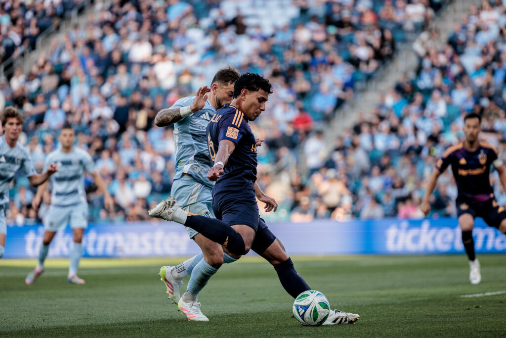 LA Galaxy cae ante Sporting KC pese a dominio absoluto en posesión y pase