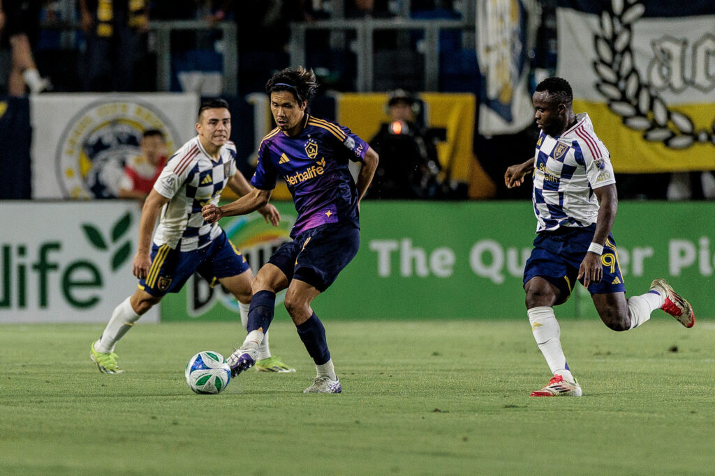 LA Galaxy logra su primera victoria del 2025 con triunfo 2-0 ante Real Salt Lake