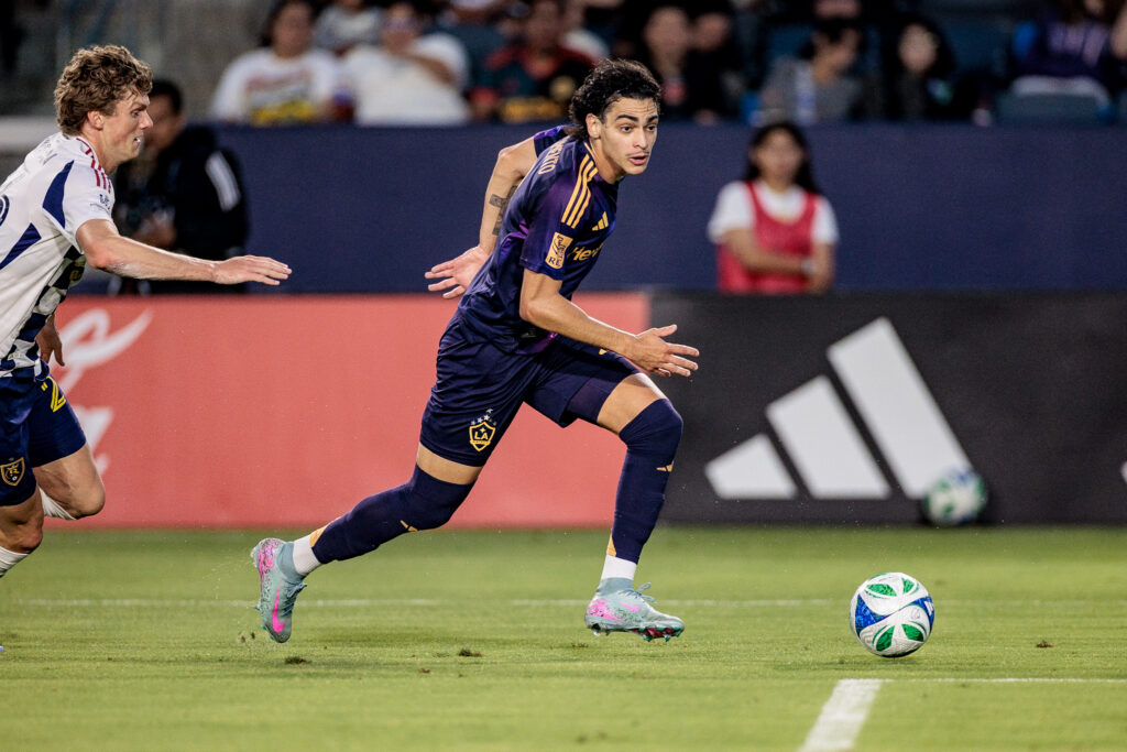 LA Galaxy logra su primera victoria del 2025 con triunfo 2-0 ante Real Salt Lake