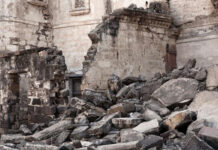 Nuevo modelo de laboratorio revela cómo se inician los terremotos a nivel microscópico