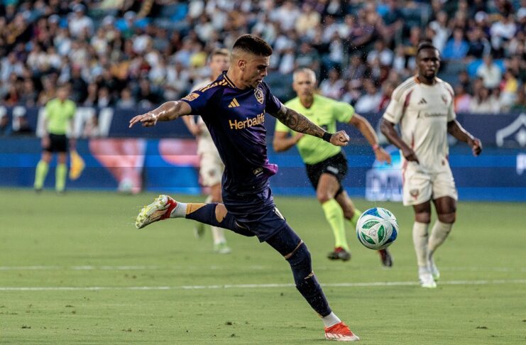 LA Galaxy suma su tercera victoria consecutiva en casa en la MLS 2025