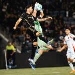 LAFC vence a FC Dallas y mantiene racha perfecta en casa
