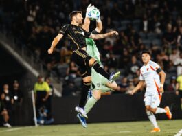 LAFC vence a FC Dallas y mantiene racha perfecta en casa