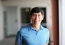 Profesor de Cal State LA recibe beca Fulbright para investigación en Praga