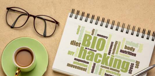 ¿Qué es el biohacking y por qué está de moda entre las celebridades