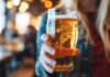 Beber alcohol aumenta el riesgo de cáncer, advierten expertos
