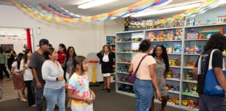 DPSS celebra 90 años del Toy Loan Program con nuevo centro en Lincoln Heights