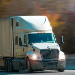 ¿Qué provocó la suspensión de visas para camioneros extranjeros en Estados Unidos