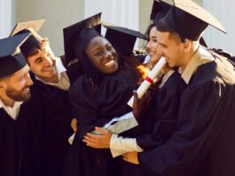 Educación terciaria en ascenso el 48% de los jóvenes en la OCDE ya tiene título universitario