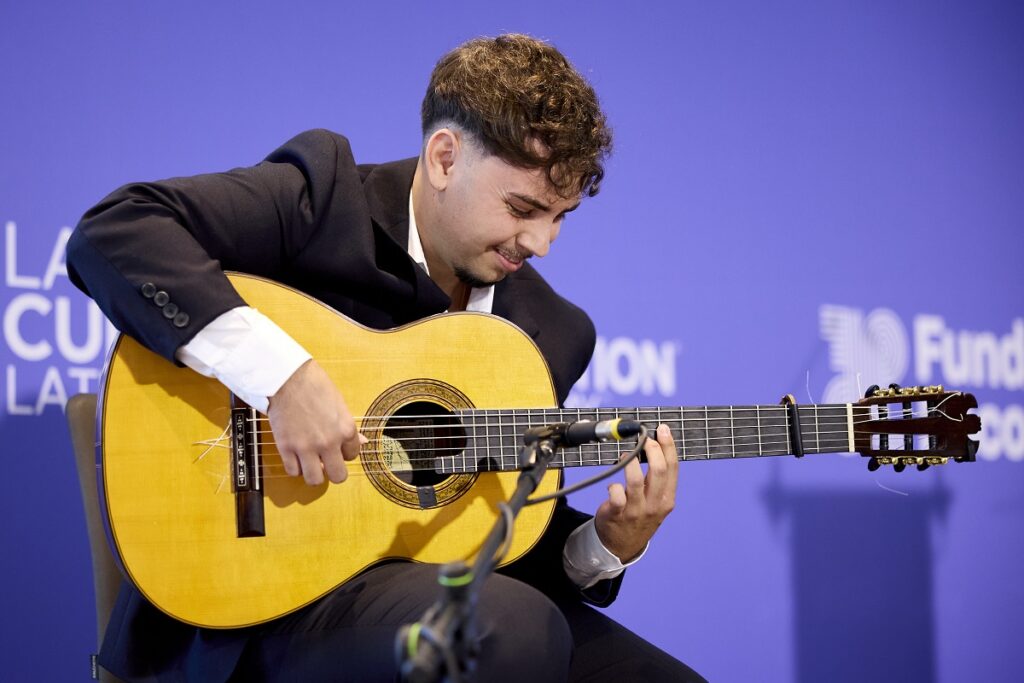 El legado de Paco de Lucía impulsa la carrera de un joven talento andaluz