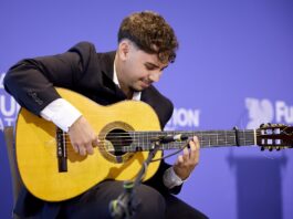 El legado de Paco de Lucía impulsa la carrera de un joven talento andaluz