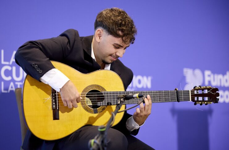 El legado de Paco de Lucía impulsa la carrera de un joven talento andaluz