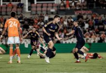 LA Galaxy rescata valioso empate 1-1 ante Houston Dynamo en tiempo extra