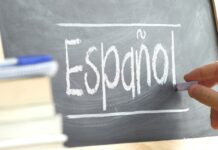 Las 2.000 nuevas palabras que ya forman parte del español según la RAE