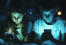 Lo que no sabías sobre el daño que causa la luz azul en tu rostro