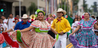 Santa Ana celebra 45 años de Fiestas Patrias con música, cultura y orgullo latino