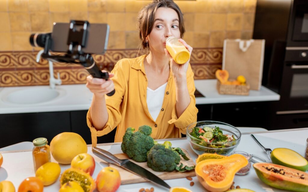 Cómo las redes sociales influyen en los trastornos alimentarios, según expertos