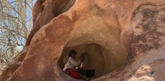 Estudiante de Cal State LA lidera estudio binacional sobre arte rupestre en Baja California