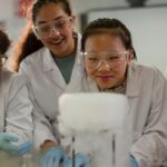 Abren convocatoria para la Beca Edison Scholars de $50,000 para estudiantes STEM