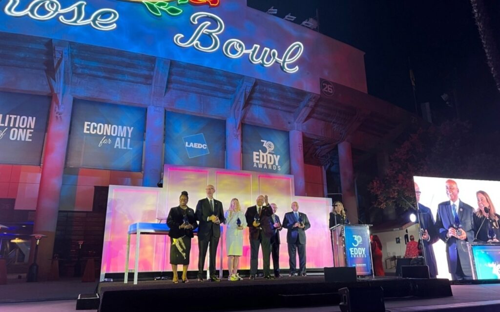 Cal State recibe galardon por su liderazgo en el desarrollo de la fuerza laboral regional