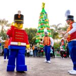 Descubre la Navidad LEGO en LEGOLAND California diversión festiva para toda la familia