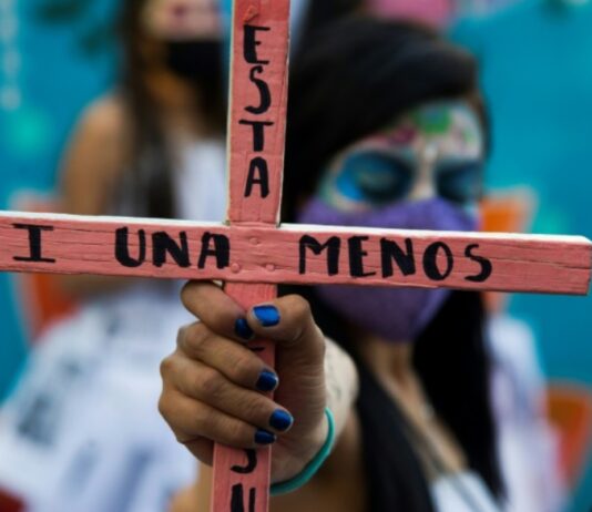 Femicidio en América Latina: 11 muertes diarias revelan una crisis inaceptable según la CEPAL Femicidio en América Latina 11 muertes diarias revelan una crisis inaceptable según la CEPAL