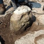 Hallan escultura preclásica en Yucatán durante obras del Tren Maya