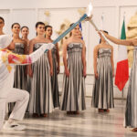 La antorcha olímpica inicia su recorrido para iluminar Milano Cortina 2026