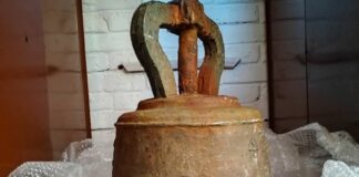 México recupera campana del siglo XIX robada en Tlaxcala y la restituye a su comunidad