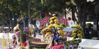 Desfile de las Rosas: historia, flores y caballos en una tradición centenaria Desfile de las Rosas historia, flores y caballos en una tradición centenaria