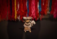 La mitad del mundo México y España celebran a la mujer indígena en exposición en Madrid