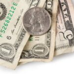 Salario mínimo en California para 2026: Guía completa sobre el aumento a $16.90 y el nuevo umbral para exentos