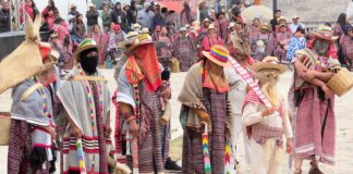 El triqui resiste en Oaxaca pese al abandono entre jóvenes El triqui resiste en Oaxaca pese al abandono entre jóvenes