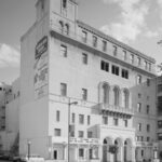 Una exposición audiovisual transforma teatro histórico de Los Ángeles Una exposición audiovisual transforma teatro histórico de Los Ángeles