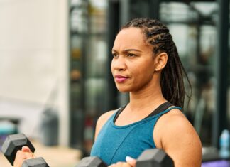 Cómo empezar entrenamiento de fuerza para prevenir la osteoporosis Cómo empezar entrenamiento de fuerza para prevenir la osteoporosis
