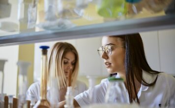 Solo 4 de cada 10 investigadores son mujeres en Iberoamérica Solo 4 de cada 10 investigadores son mujeres en Iberoamérica