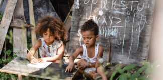 Crisis educativa global: uno de cada seis niños no va a la escuela Crisis educativa global: uno de cada seis niños no va a la escuela