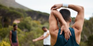 Estiramientos: el hábito que muchos olvidan al ejercitarse Estiramientos: el hábito que muchos olvidan al ejercitarse