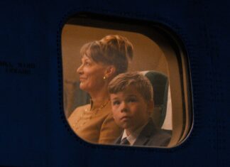 John Travolta estrena su primera película como director en Cannes John Travolta estrena su primera película como director en Cannes